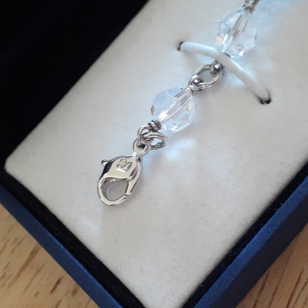 Authentic Swarovski Crystal Swan Stamped Bracelet MM103 - Picture 16 of 16